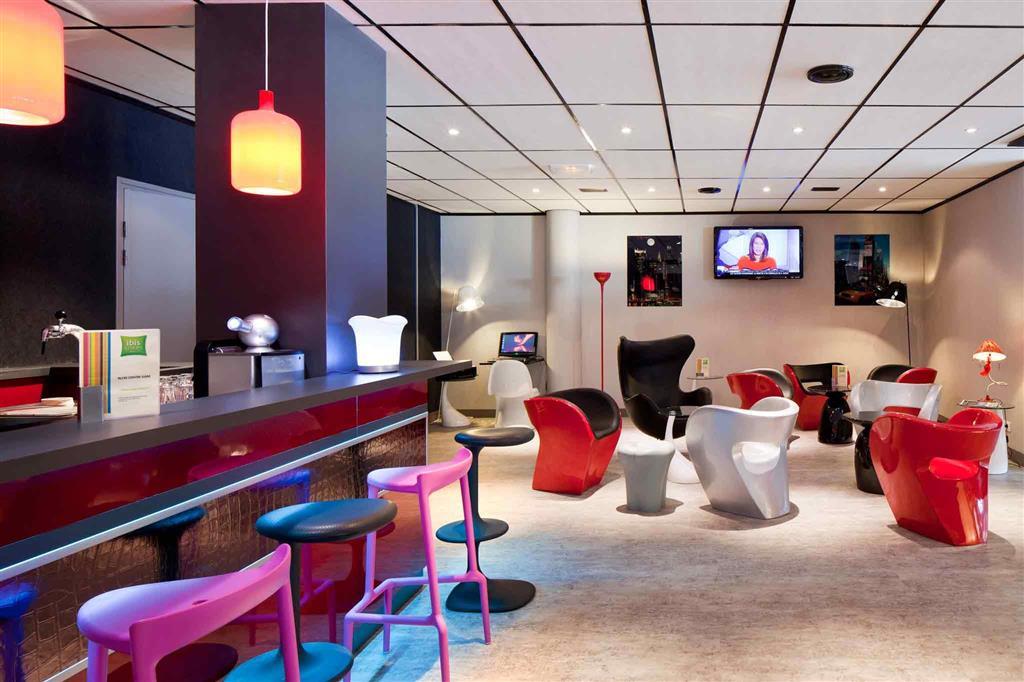 Отель Ibis Styles Blois Centre Gare Экстерьер фото