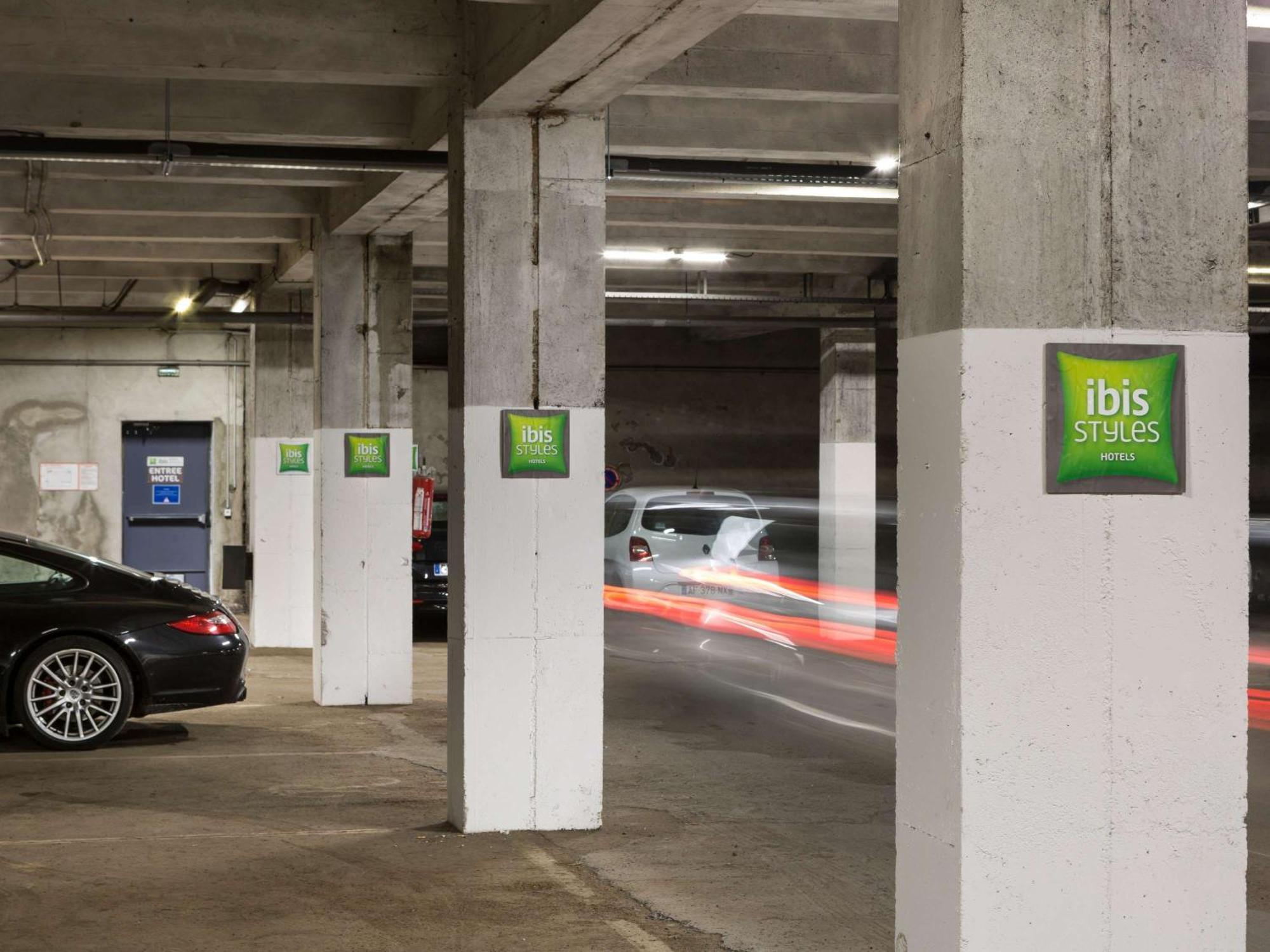Отель Ibis Styles Blois Centre Gare Экстерьер фото