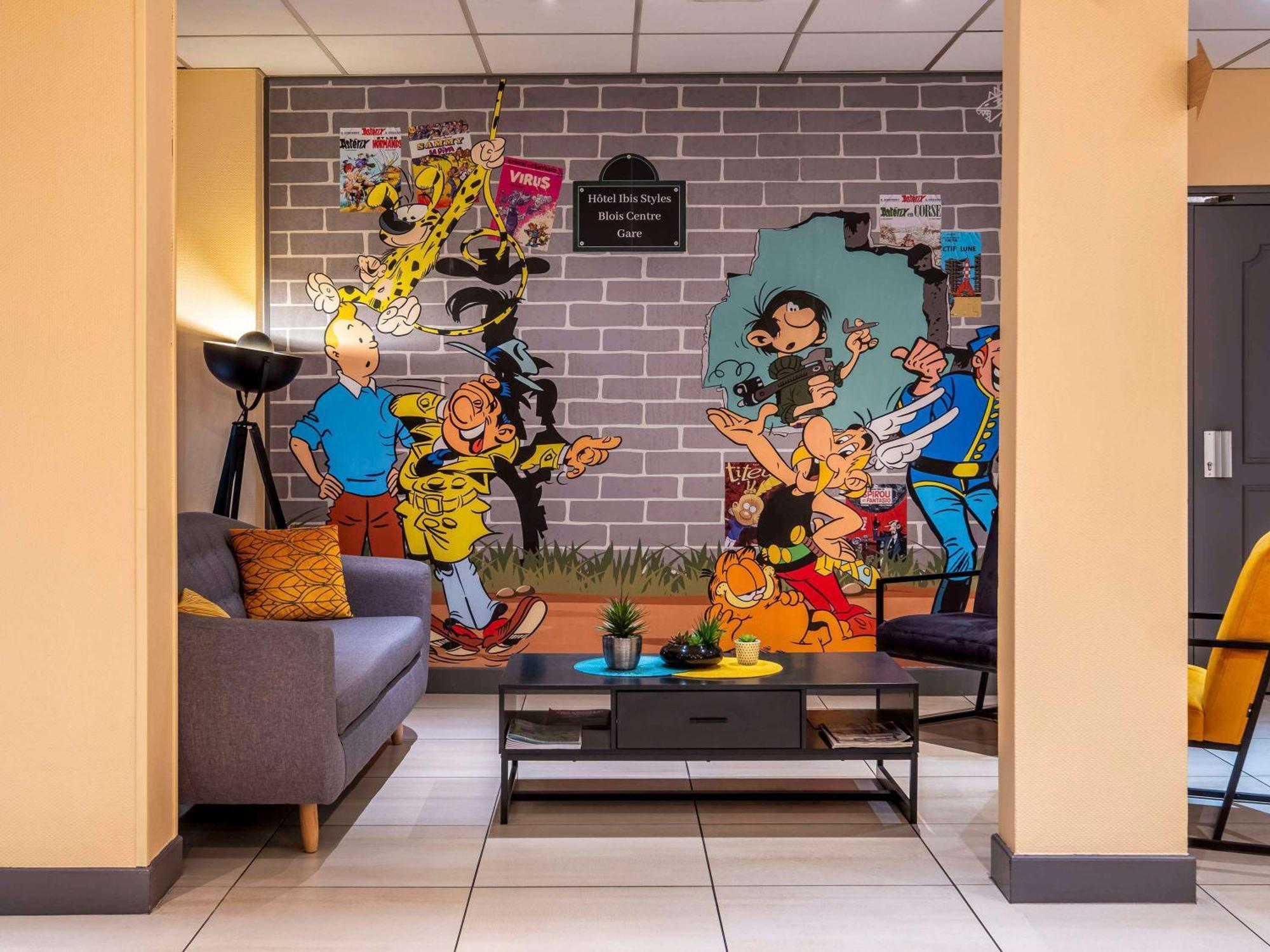 Отель Ibis Styles Blois Centre Gare Экстерьер фото