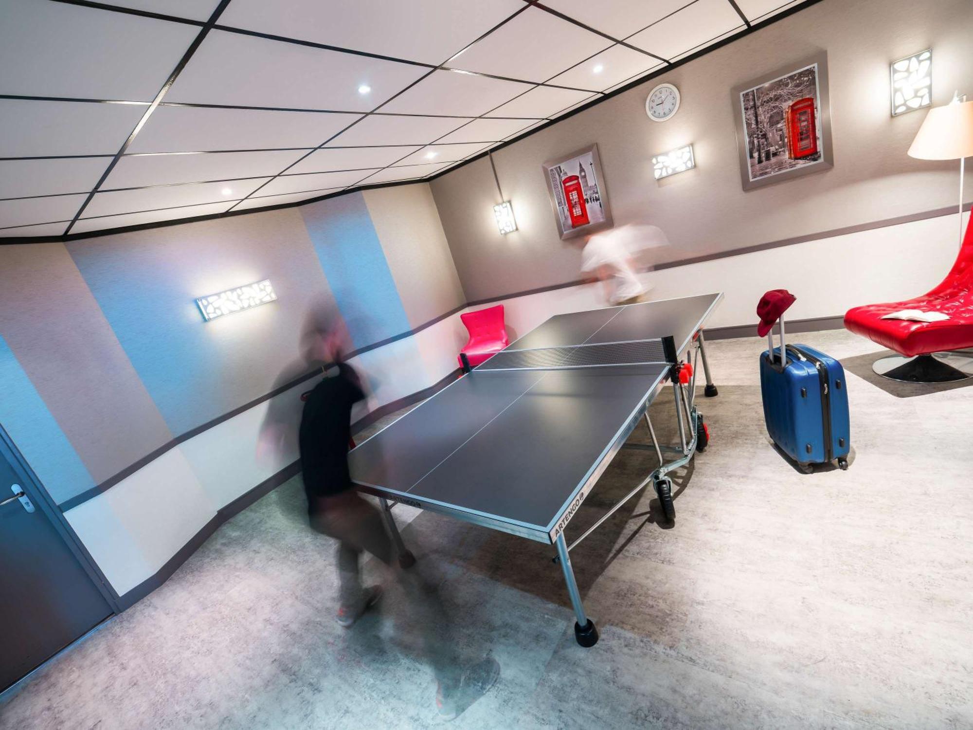 Отель Ibis Styles Blois Centre Gare Экстерьер фото